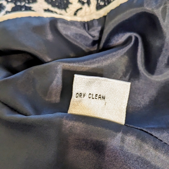 Talbots Petite Size 10 Navy/White Floral Blazer Jacket - Picture 10 of 11